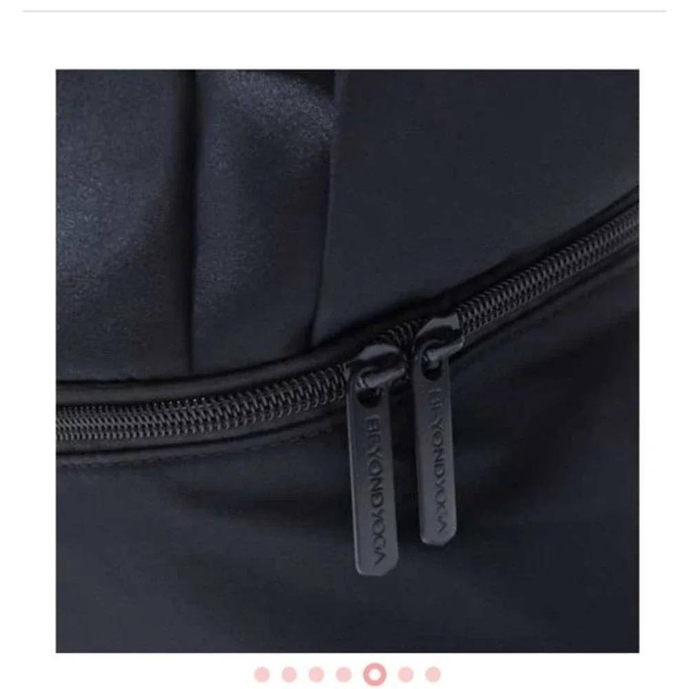 NEW Convertible black Gym Bag Beyond Yoga. Drawstring & snap closure. Spacious